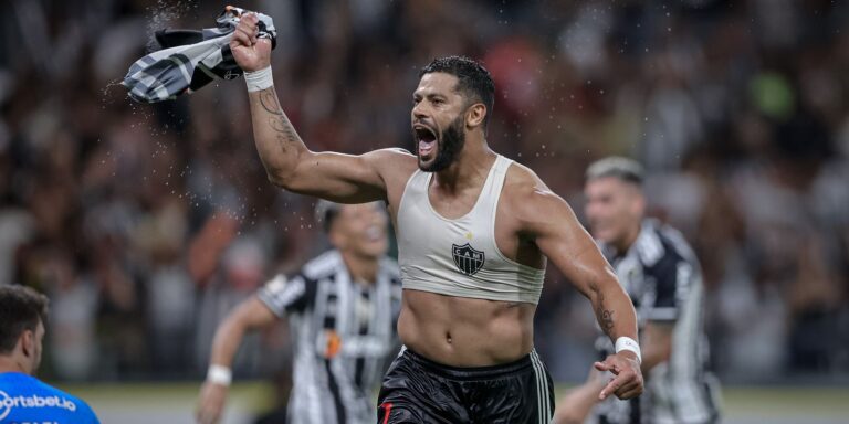 Brasileiro: Hulk decide e Atlético continua vivo na luta pelo título
