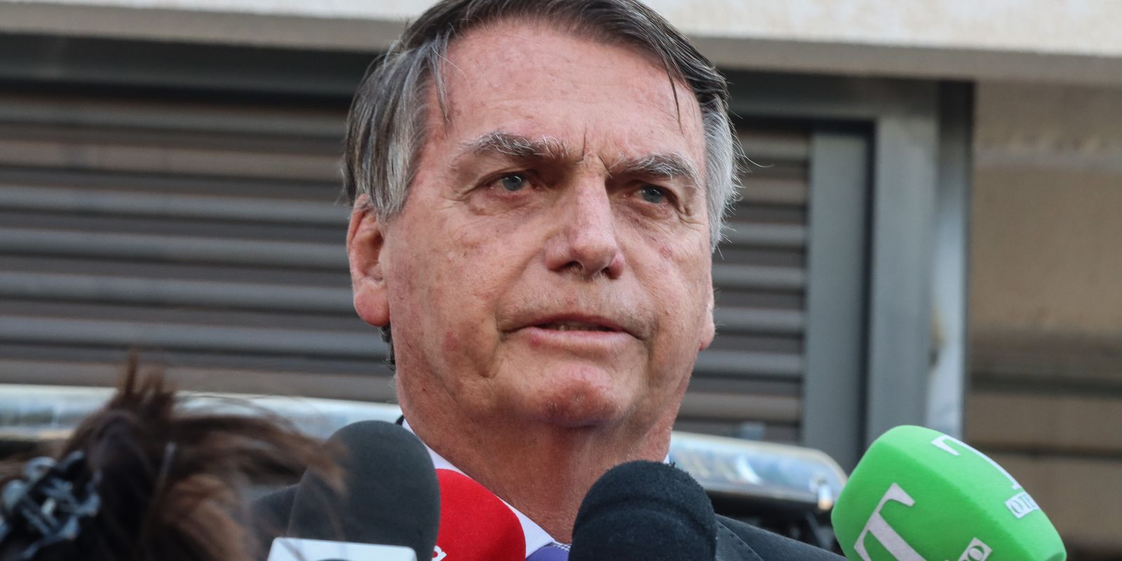 Bolsonaro discutiu minuta de golpe que previa prender Moraes, diz PF