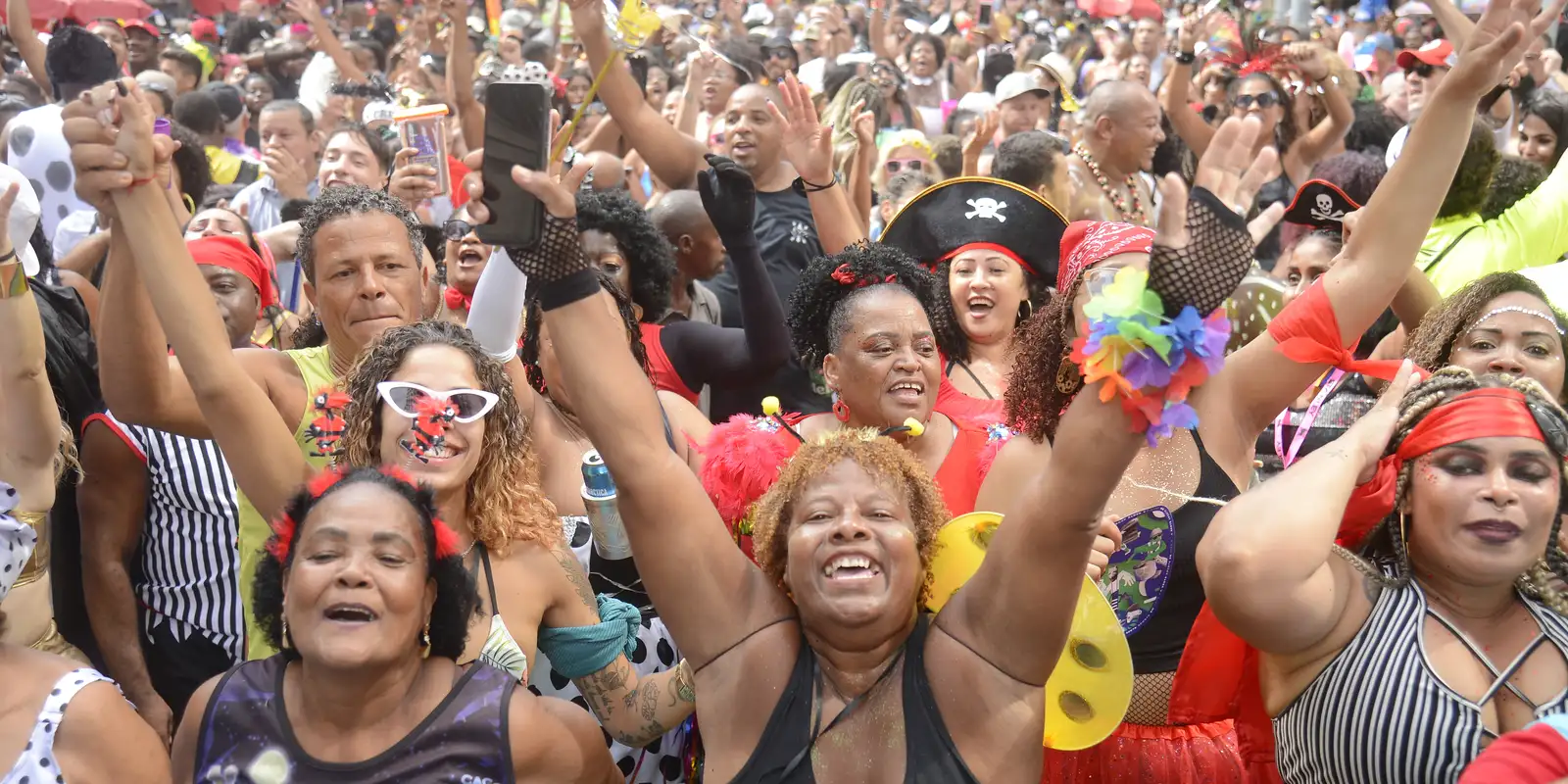 Hoje é Dia: semana carnavalesca tem ainda rádio e mulheres na ciência