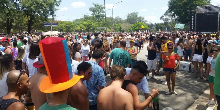 Pelo menos 129 blocos de rua cancelam a participação no carnaval de SP